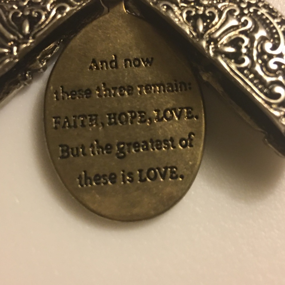 Scripture necklace❤️❤️❤️ - Picture 3 of 4
